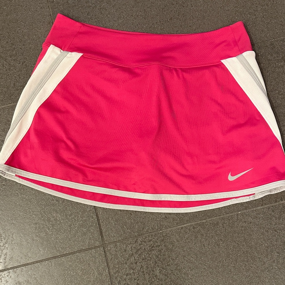 Nike Women's Skater Skirt in Pink and White